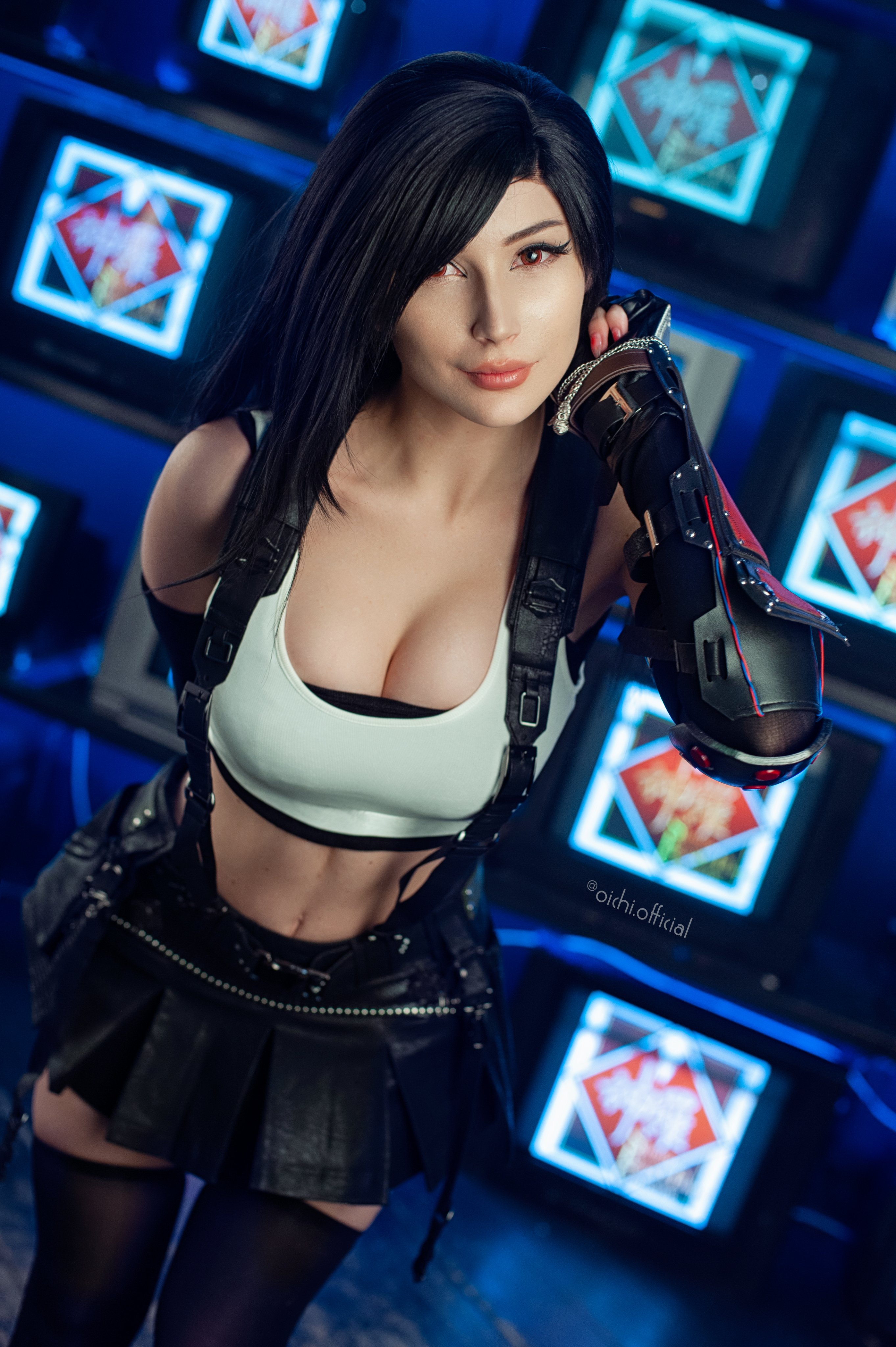 I'll take care of you, my sweetie!~🖤
#TifaLockhart #finalfantasy https://t.co/p898RQT4io