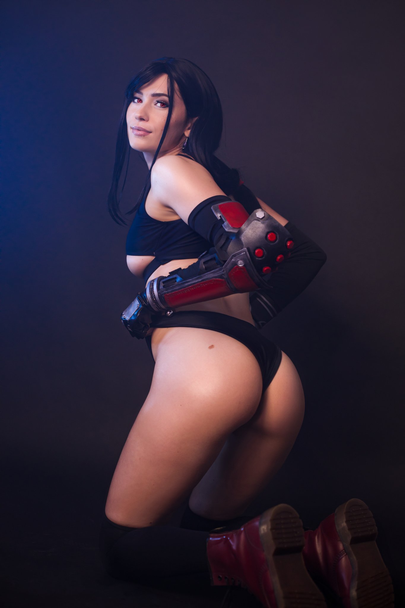 Thank you for all the love of my Tifa cosplay! Appreciate you!!!!!! Have some more on your timeline π₯°π Go check out the full set of you wanna π₯Ίππ»ππ» https://t.co/yGzx3xnOSK